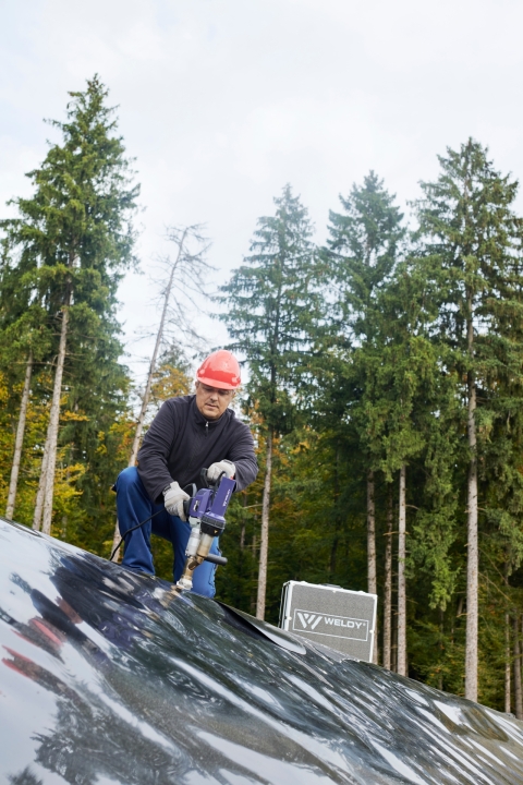 So sánh máy hàn Đùn Weldy Booster EX2/Ex3 với máy hàn Trung Quốc